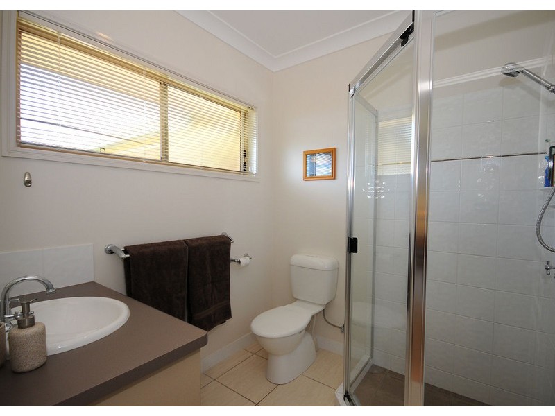 8 Pinehurst Drive, Wondunna QLD 4655