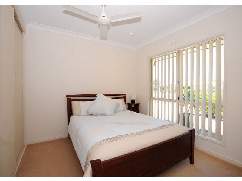 8 Pinehurst Drive, Wondunna QLD 4655