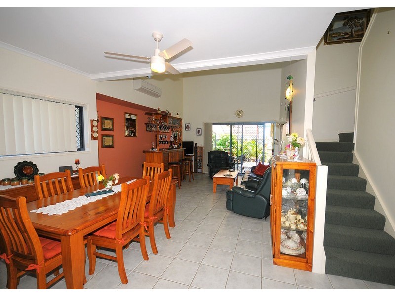 38/34 Elizabeth St, Urangan QLD 4655