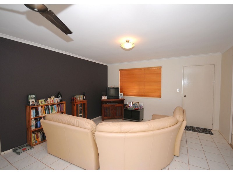 7 Lido Parade, Urangan QLD 4655