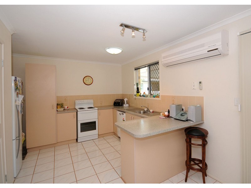 7 Lido Parade, Urangan QLD 4655