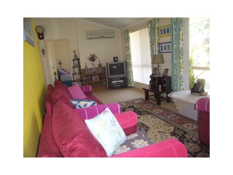 1 Acacia Street, Point Vernon QLD 4655