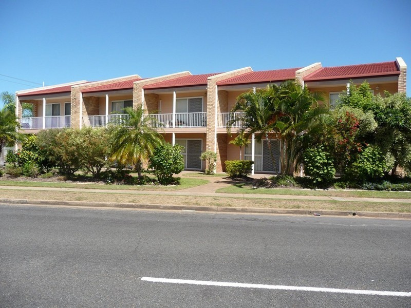 6/99 Cypress Street, Torquay QLD 4655