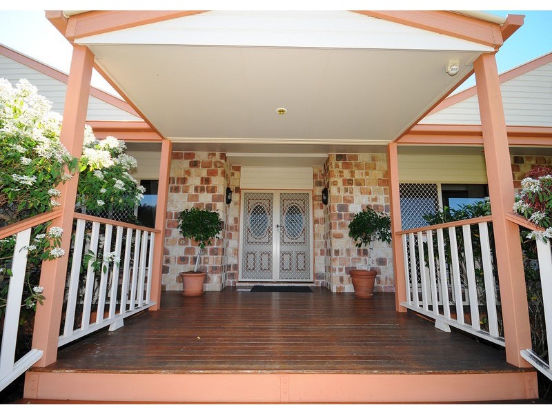 27 Sandalwood Drive, Wondunna QLD 4655