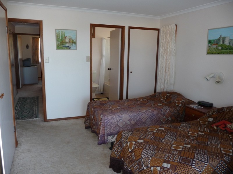 57 Hillcrest Avenue, Scarness QLD 4655