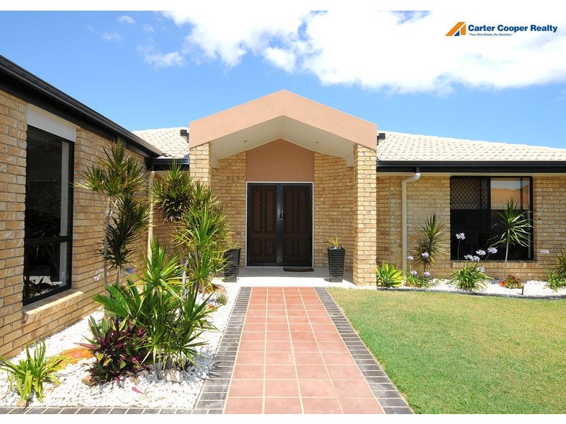 18 Pohlmann Crt, Scarness QLD 4655
