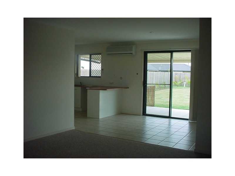 69 Martin Street, Point Vernon QLD 4655