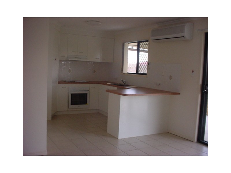 69 Martin Street, Point Vernon QLD 4655