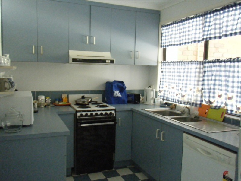 4/12  Denman Camp Road, Torquay QLD 4655