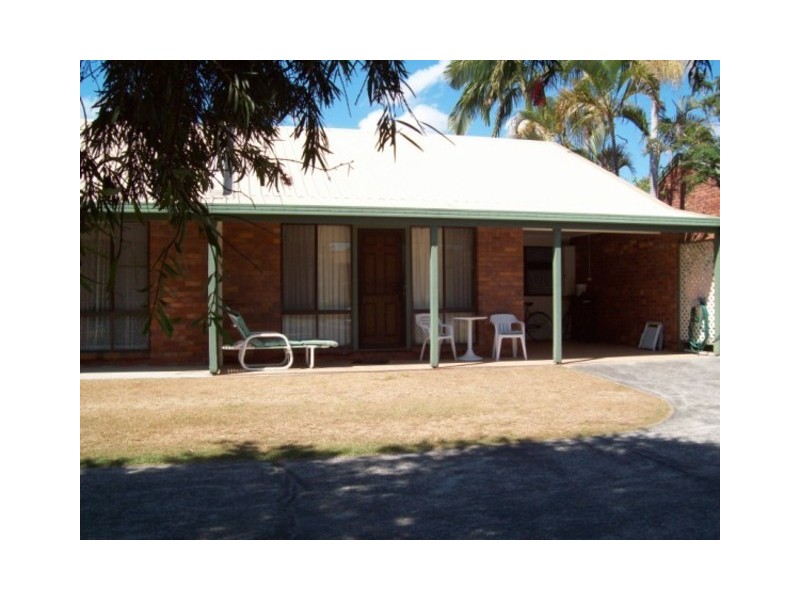 4/12  Denman Camp Road, Torquay QLD 4655
