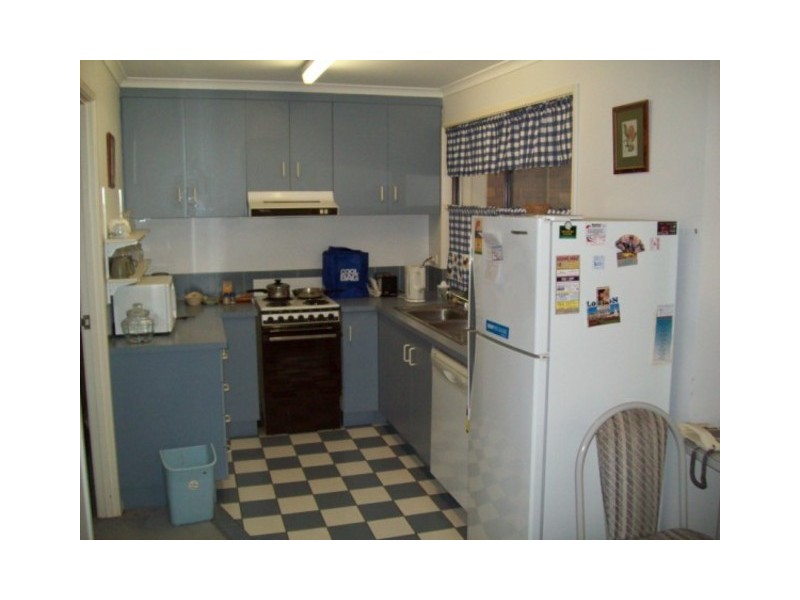 4/12  Denman Camp Road, Torquay QLD 4655