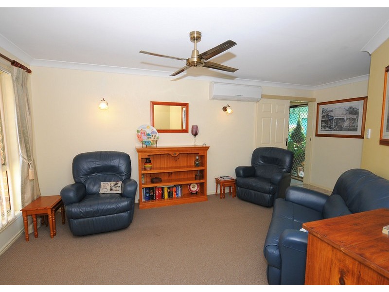 4 Haupt Ave, Pialba QLD 4655