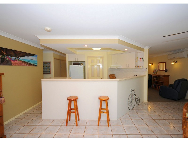 4 Haupt Ave, Pialba QLD 4655