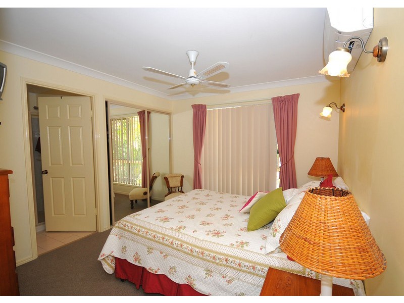 4 Haupt Ave, Pialba QLD 4655