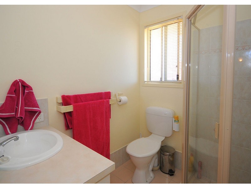 4 Haupt Ave, Pialba QLD 4655