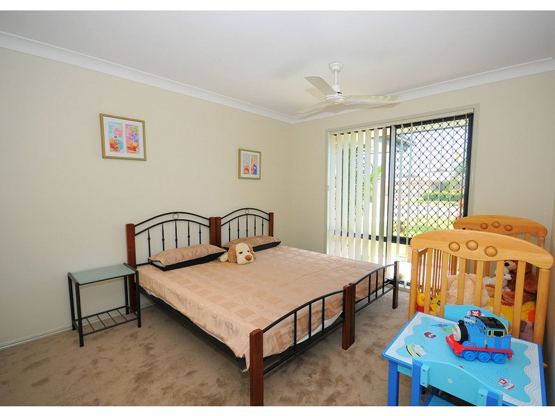 20 Noeme St, Burrum Heads QLD 4659