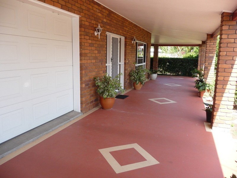 11 Trisha Court, Scarness QLD 4655