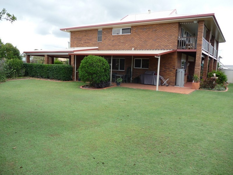11 Trisha Court, Scarness QLD 4655