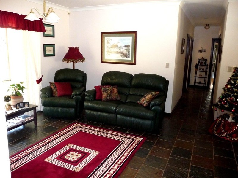 18 Doolong Road South, Wondunna QLD 4655