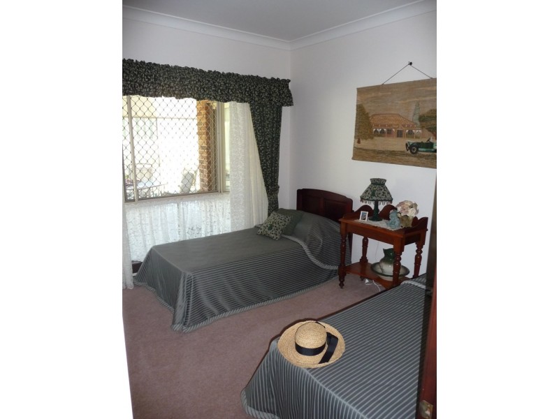 18 Doolong Road South, Wondunna QLD 4655