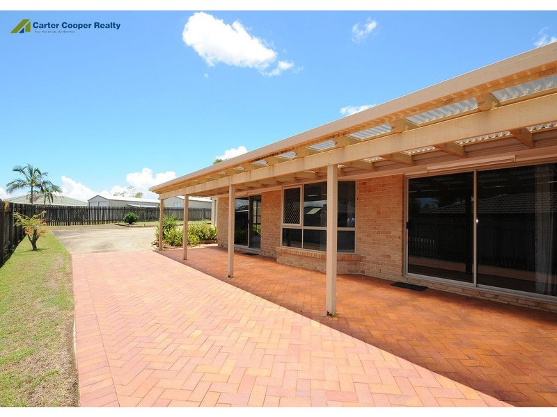 15 Victor, Kawungan QLD 4655