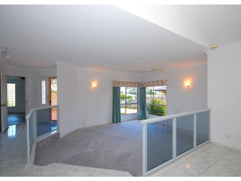 15 Victor, Kawungan QLD 4655