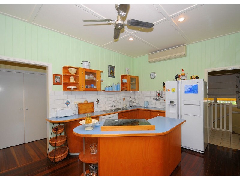 186 Cypress Street, Urangan QLD 4655