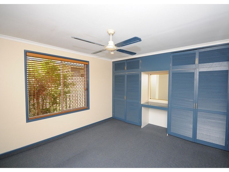 8 Mary Street, Scarness QLD 4655