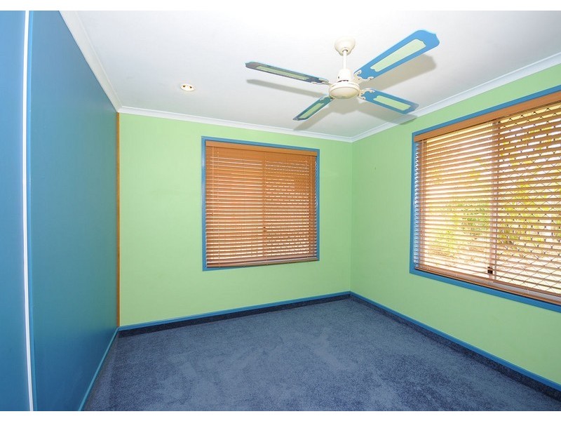 8 Mary Street, Scarness QLD 4655