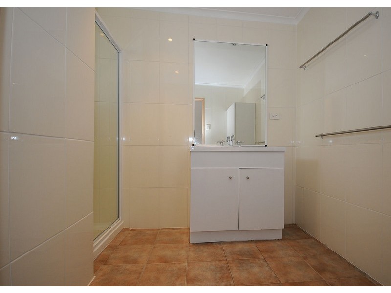 8 Mary Street, Scarness QLD 4655