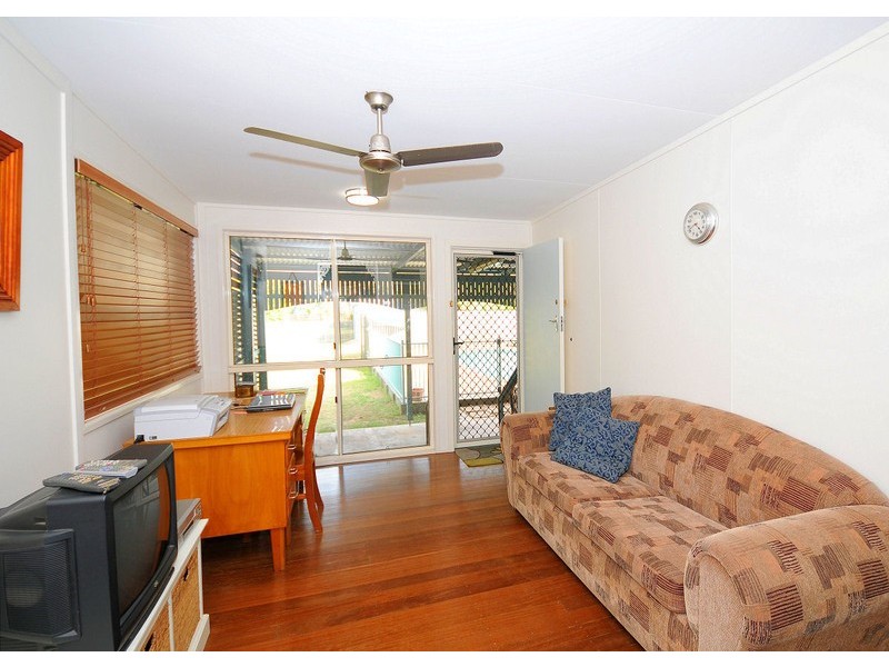 32 Neils Street, Pialba QLD 4655