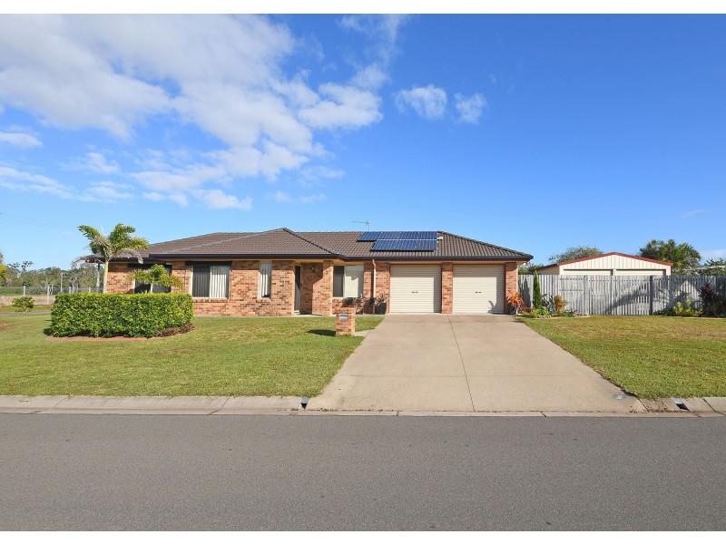 2 Bronton Way, Point Vernon QLD 4655