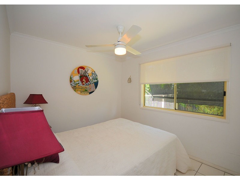 15 Lakeside Dr, Burrum Heads QLD 4659
