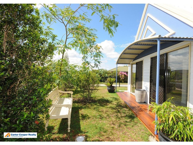 15 Lakeside Dr, Burrum Heads QLD 4659