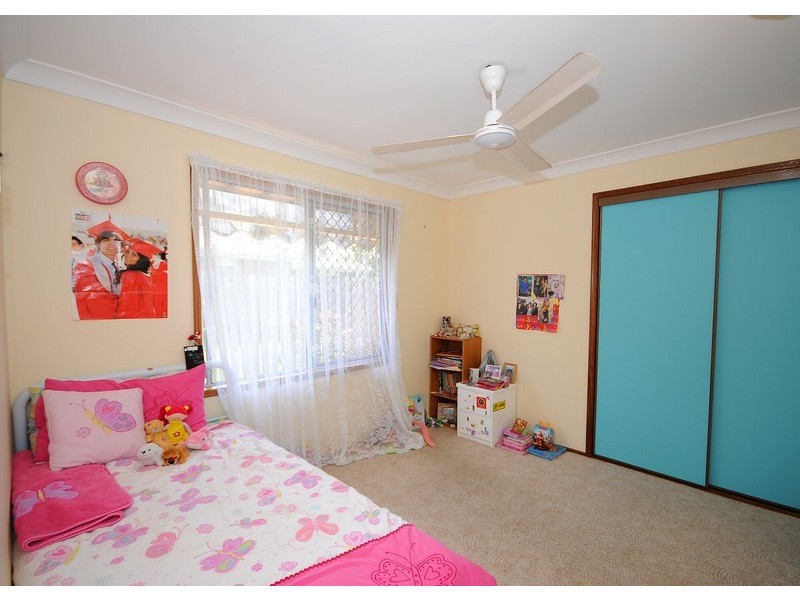 10 Cedar Cres, Kawungan QLD 4655