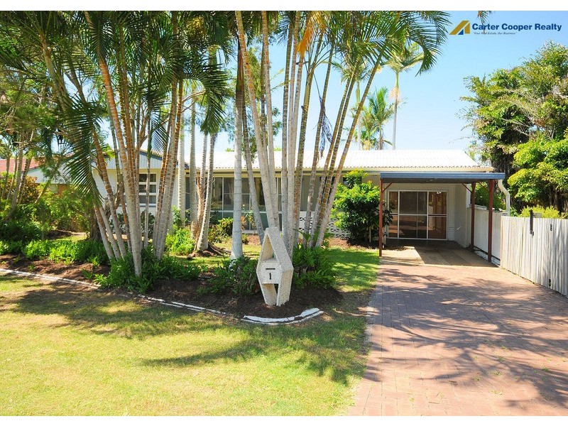 1 Helsham Street, Point Vernon QLD 4655