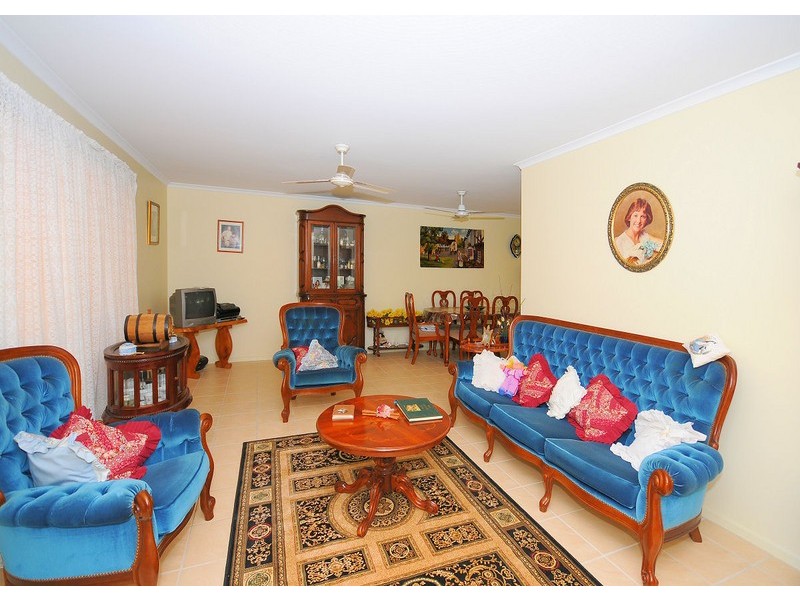 74 Corser St, Point Vernon QLD 4655