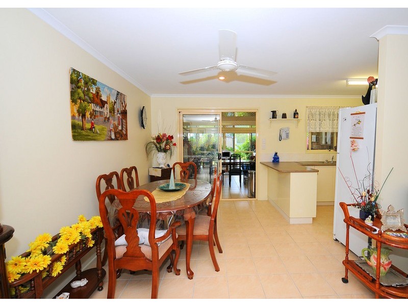 74 Corser St, Point Vernon QLD 4655