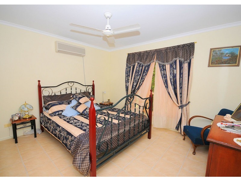 74 Corser St, Point Vernon QLD 4655