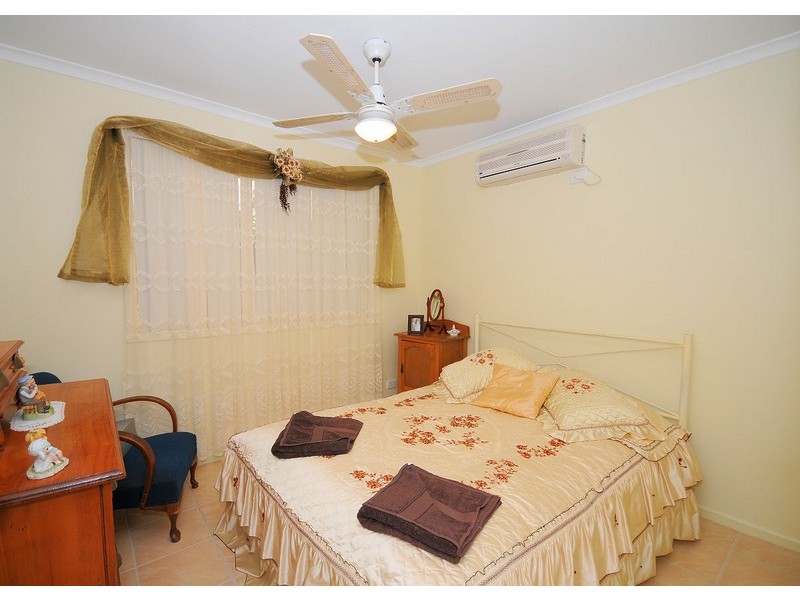 74 Corser St, Point Vernon QLD 4655