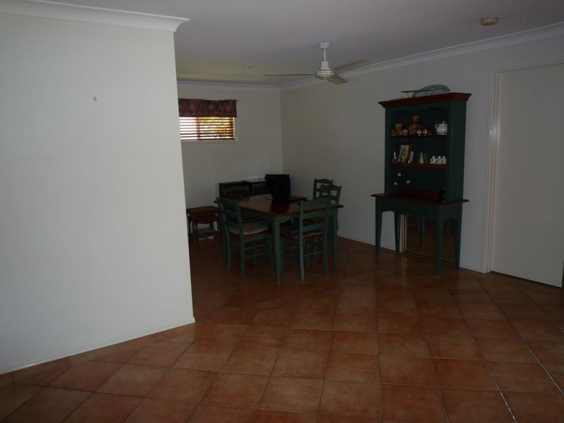 14 Oriole Crt, Eli Waters QLD 4655