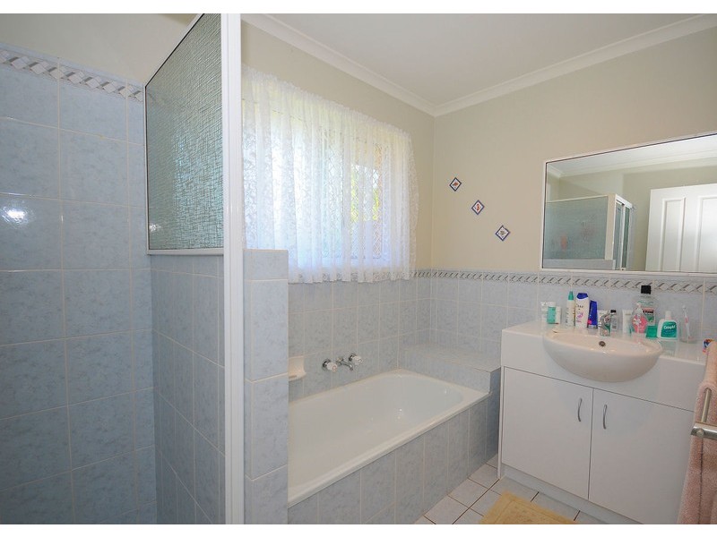 85 Murphy Street, Point Vernon QLD 4655