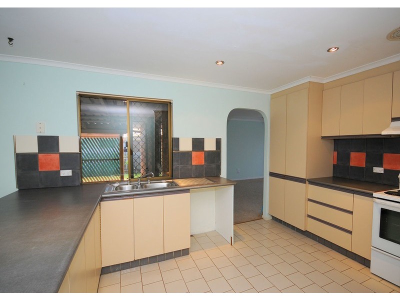 50  Frangipanni Avenue, Kawungan QLD 4655