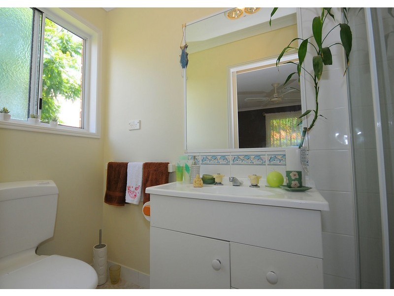 10  Alana Court (Off Madeline St), Torquay QLD 4655