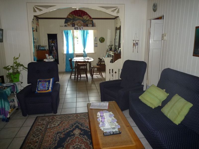 24 King Street, Urangan QLD 4655