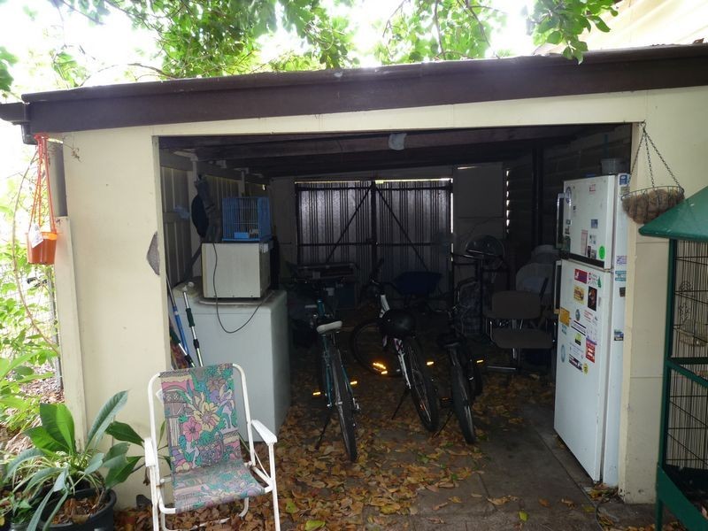 24 King Street, Urangan QLD 4655