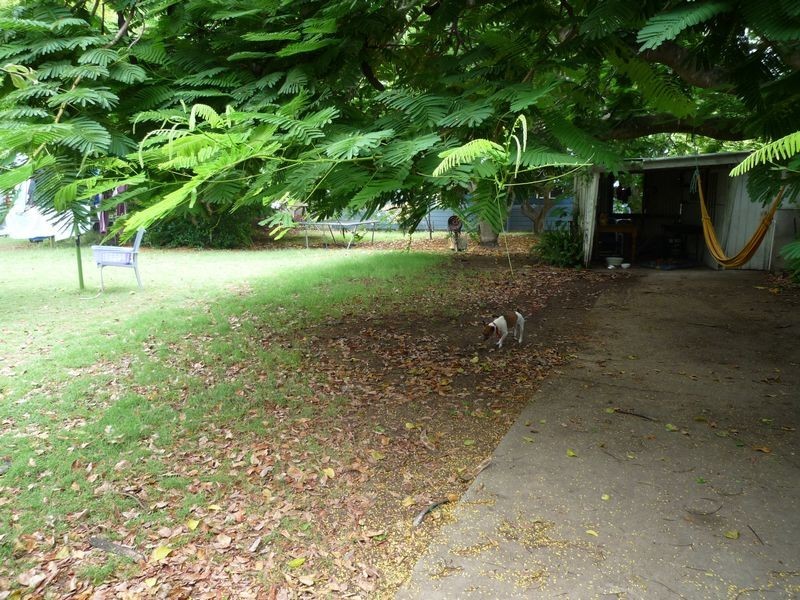 24 King Street, Urangan QLD 4655