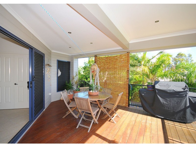 12  Blue Water Dve, Booral QLD 4655