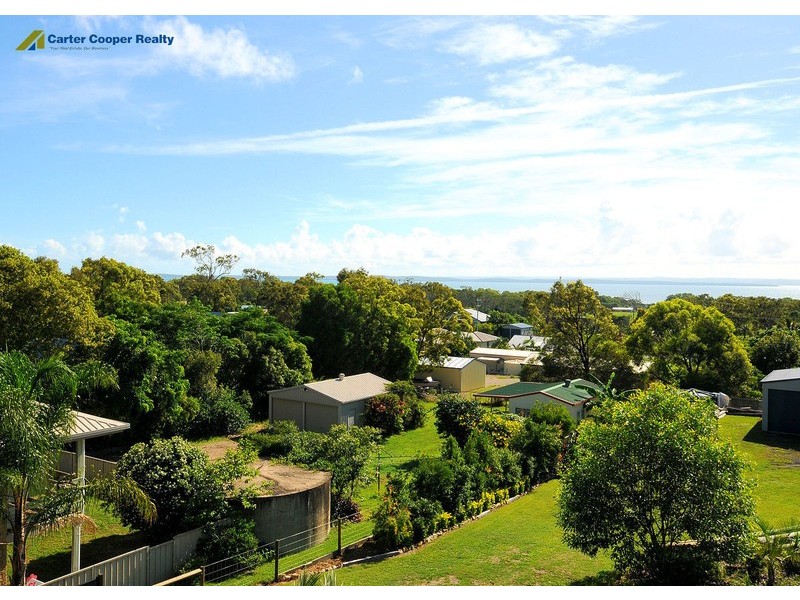 12  Blue Water Dve, Booral QLD 4655