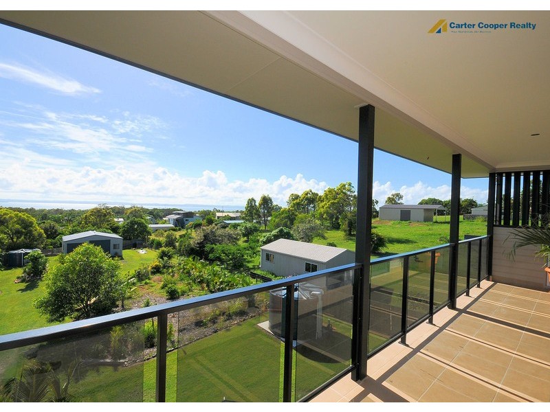 12  Blue Water Dve, Booral QLD 4655